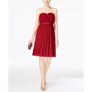 NWT Adrianna Papell Strapless Stretch Tulle Dress